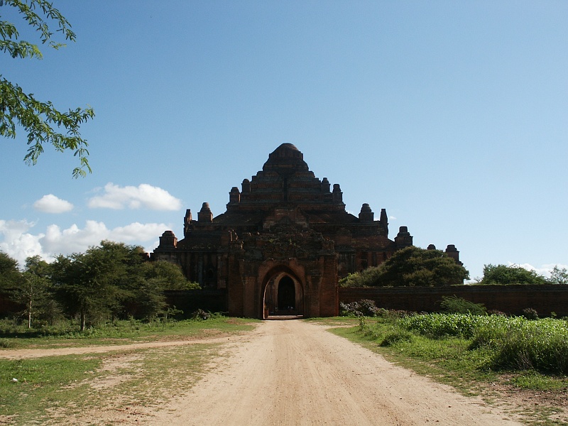 PICT3385_Dhammayangyi.JPG