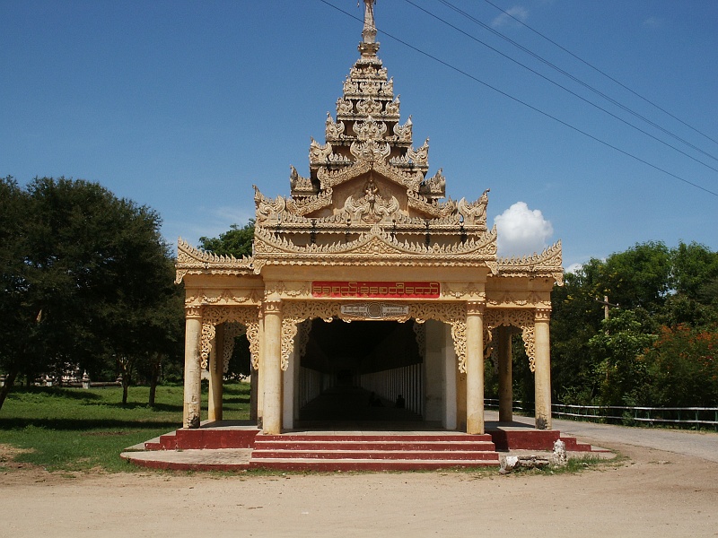 PICT3370_Shwezigon.JPG