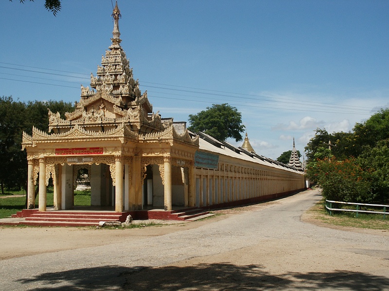 PICT3371_Shwezigon.JPG